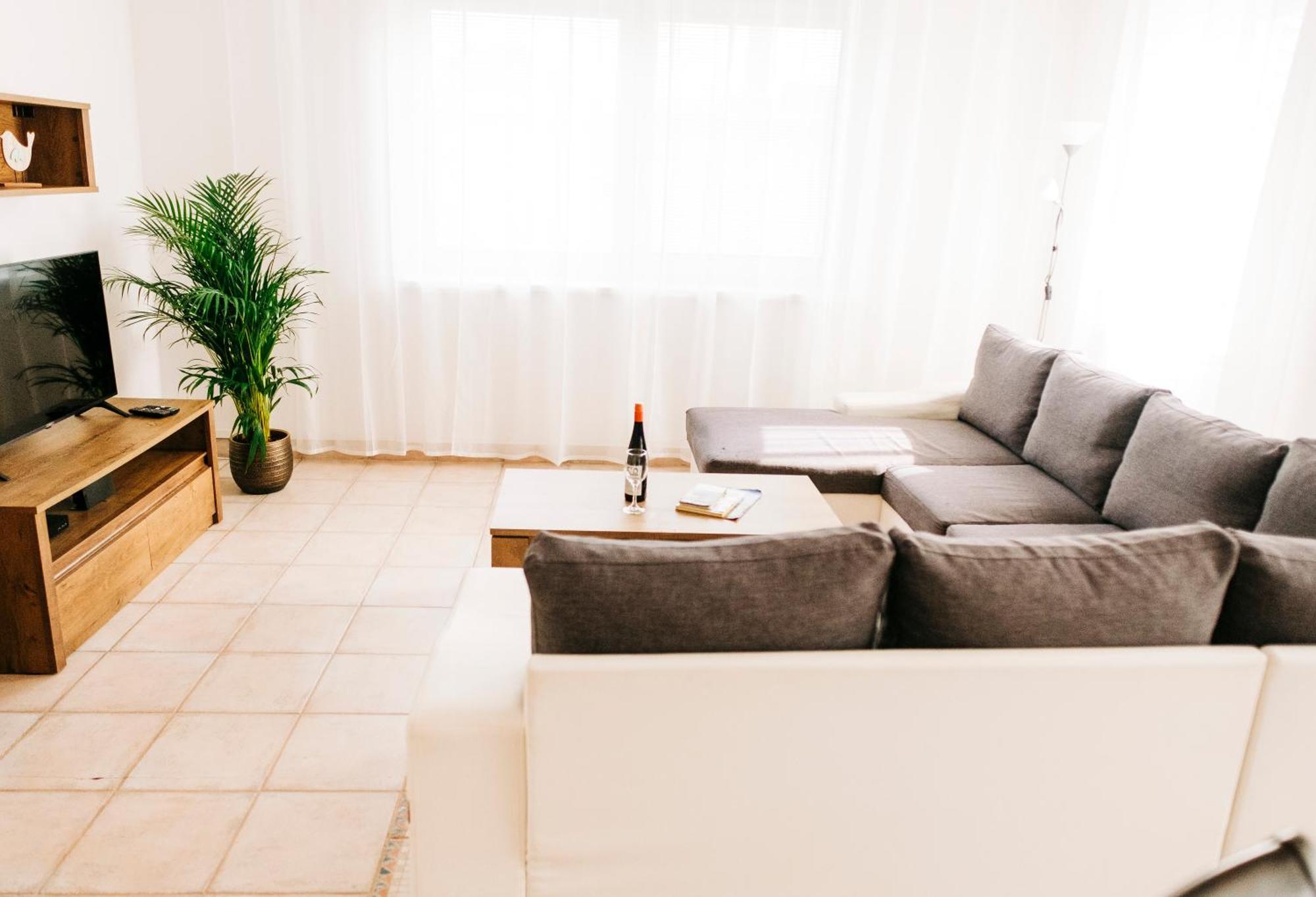 Castle Village Apartment Krásnohorské Podhradie Extérieur photo